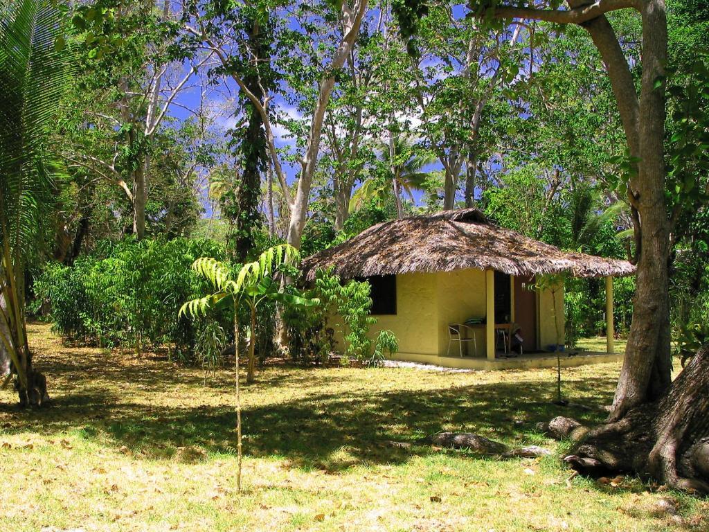 Bokissa Private Island Resort Luganville Room photo